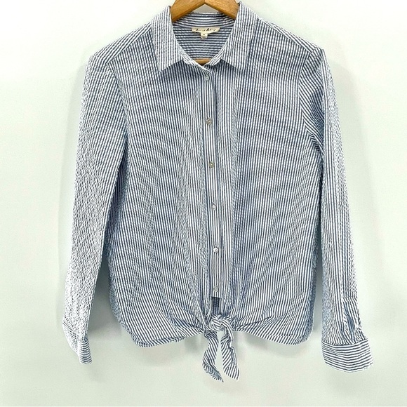 Jane and Delancey Striped Button Up Tie Bottom Shirt Size Medium - Picture 1 of 8